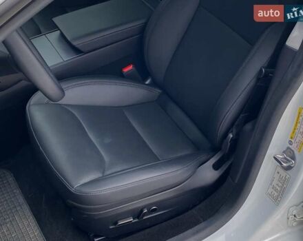 Білий Тесла Модель 3, об'ємом двигуна 0 л та пробігом 4 тис. км за 33999 $, фото 10 на Automoto.ua