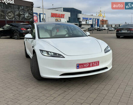 Білий Тесла Модель 3, об'ємом двигуна 0 л та пробігом 3 тис. км за 29000 $, фото 18 на Automoto.ua