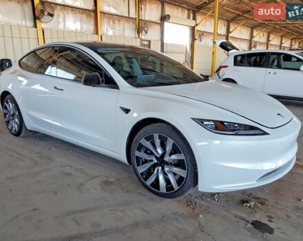 Білий Тесла Модель 3, об'ємом двигуна 0 л та пробігом 7 тис. км за 14000 $, фото 3 на Automoto.ua