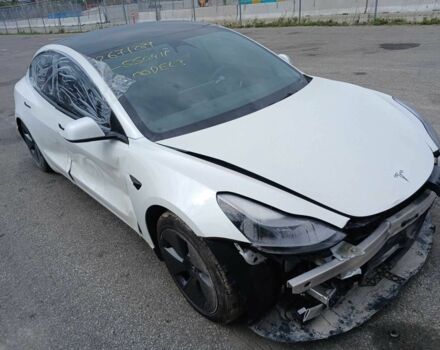 Белый Тесла Модель 3, объемом двигателя 0 л и пробегом 47 тыс. км за 14949 $, фото 4 на Automoto.ua