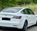 Тесла Модель 3 2021 в Киеве на Automoto.ua Белый Тесла Модель 3, объемом двигателя 0 л и пробегом 47 тыс. км за 15000 $, фото 4 на Automoto.ua