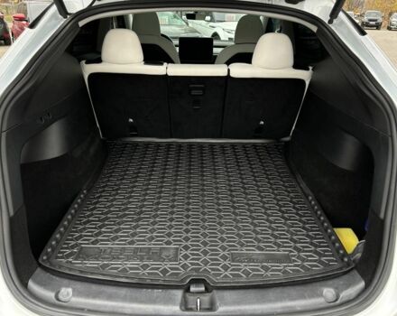 Білий Тесла Модель 3, об'ємом двигуна 0 л та пробігом 61 тис. км за 26999 $, фото 21 на Automoto.ua