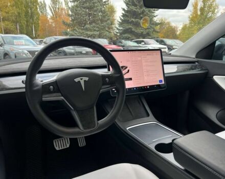 Тесла Модель 3 2021 в Кривом Роге на Automoto.ua Белый Тесла Модель 3, объемом двигателя 0 л и пробегом 61 тыс. км за 29500 $, фото 13 на Automoto.ua
