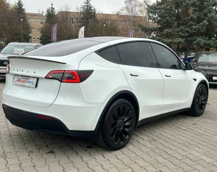 Білий Тесла Модель 3, об'ємом двигуна 0 л та пробігом 61 тис. км за 26999 $, фото 6 на Automoto.ua