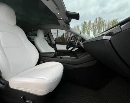 Тесла Модель 3 2021 в Кривом Роге на Automoto.ua Белый Тесла Модель 3, объемом двигателя 0 л и пробегом 61 тыс. км за 29500 $, фото 7 на Automoto.ua