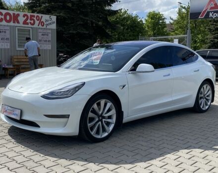 Белый Тесла Модель 3, объемом двигателя 0 л и пробегом 50 тыс. км за 27400 $, фото 2 на Automoto.ua