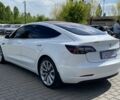 Білий Тесла Модель 3, об'ємом двигуна 0 л та пробігом 50 тис. км за 27400 $, фото 4 на Automoto.ua