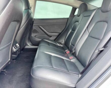 Білий Тесла Модель 3, об'ємом двигуна 0 л та пробігом 39 тис. км за 13000 $, фото 8 на Automoto.ua