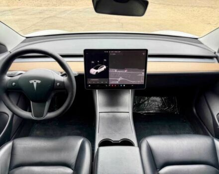 Білий Тесла Модель 3, об'ємом двигуна 0 л та пробігом 39 тис. км за 13000 $, фото 7 на Automoto.ua