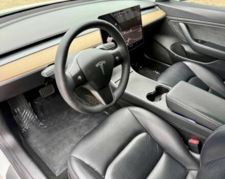 Білий Тесла Модель 3, об'ємом двигуна 0 л та пробігом 39 тис. км за 13000 $, фото 6 на Automoto.ua