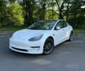 Білий Тесла Модель 3, об'ємом двигуна 0 л та пробігом 23 тис. км за 18200 $, фото 2 на Automoto.ua