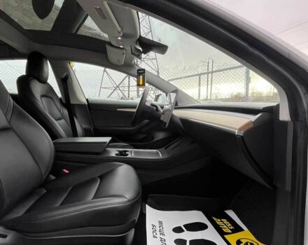 Белый Тесла Модель 3, объемом двигателя 0 л и пробегом 34 тыс. км за 451 $, фото 13 на Automoto.ua