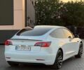 Білий Тесла Модель 3, об'ємом двигуна 0 л та пробігом 47 тис. км за 20000 $, фото 2 на Automoto.ua