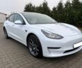 Білий Тесла Модель 3, об'ємом двигуна 0 л та пробігом 82 тис. км за 13900 $, фото 1 на Automoto.ua