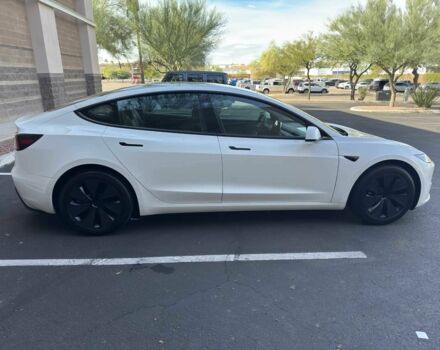 Белый Тесла Модель 3, объемом двигателя 0 л и пробегом 27 тыс. км за 14700 $, фото 7 на Automoto.ua