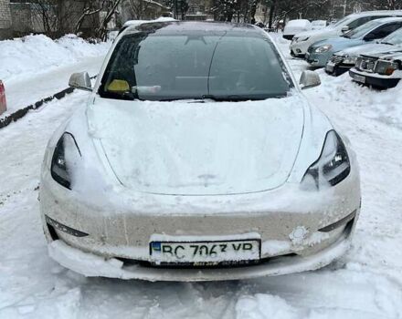 Белый Тесла Модель 3, объемом двигателя 0 л и пробегом 165 тыс. км за 16200 $, фото 1 на Automoto.ua