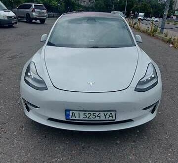 Білий Тесла Модель 3, об'ємом двигуна 0 л та пробігом 167 тис. км за 18000 $, фото 1 на Automoto.ua