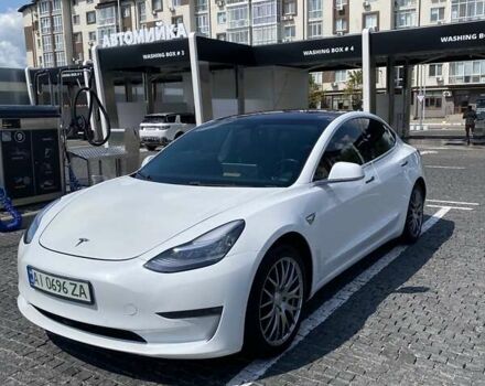 Білий Тесла Модель 3, об'ємом двигуна 0 л та пробігом 170 тис. км за 17400 $, фото 1 на Automoto.ua