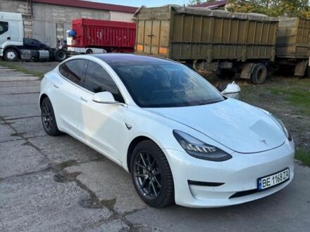 Білий Тесла Модель 3, об'ємом двигуна 0 л та пробігом 169 тис. км за 19000 $, фото 1 на Automoto.ua