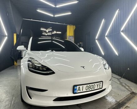 Белый Тесла Модель 3, объемом двигателя 0 л и пробегом 164 тыс. км за 21000 $, фото 1 на Automoto.ua