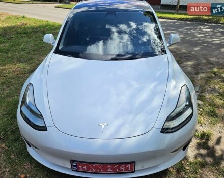 Білий Тесла Модель 3, об'ємом двигуна 0 л та пробігом 226 тис. км за 16500 $, фото 1 на Automoto.ua