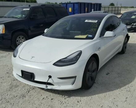Білий Тесла Модель 3, об'ємом двигуна 0 л та пробігом 6 тис. км за 51500 $, фото 1 на Automoto.ua