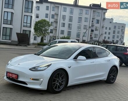 Білий Тесла Модель 3, об'ємом двигуна 0 л та пробігом 230 тис. км за 12200 $, фото 1 на Automoto.ua
