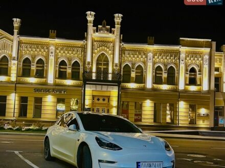 Білий Тесла Модель 3, об'ємом двигуна 0 л та пробігом 90 тис. км за 17300 $, фото 1 на Automoto.ua