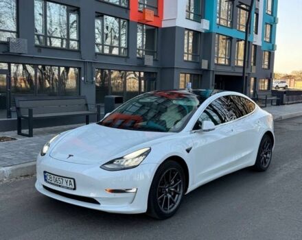 Білий Тесла Модель 3, об'ємом двигуна 0 л та пробігом 113 тис. км за 17500 $, фото 1 на Automoto.ua
