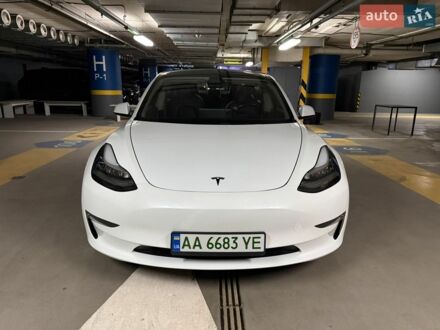 Білий Тесла Модель 3, об'ємом двигуна 0 л та пробігом 147 тис. км за 17000 $, фото 1 на Automoto.ua