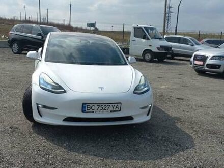 Тесла Модель 3 2018 в Миколаїв на Automoto.ua Белый Тесла Модель 3, объемом двигателя 0 л и пробегом 144 тыс. км за 18300 $, фото 1 на Automoto.ua