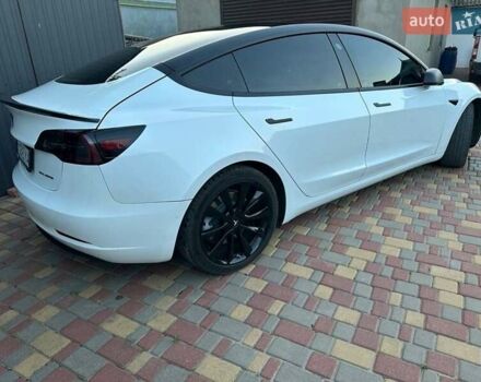 Белый Тесла Модель 3, объемом двигателя 0 л и пробегом 92 тыс. км за 19000 $, фото 1 на Automoto.ua