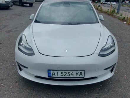 Білий Тесла Модель 3, об'ємом двигуна 0 л та пробігом 194 тис. км за 17100 $, фото 1 на Automoto.ua