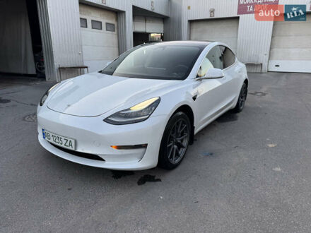 Тесла Модель 3 2018 в Виннице на Automoto.ua Белый Тесла Модель 3, объемом двигателя 0 л и пробегом 104 тыс. км за 18500 $, фото 1 на Automoto.ua