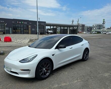Білий Тесла Модель 3, об'ємом двигуна 0 л та пробігом 75 тис. км за 16750 $, фото 1 на Automoto.ua