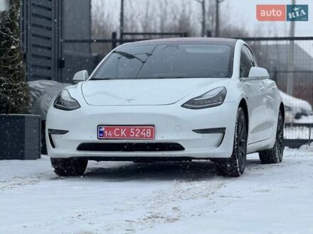 Белый Тесла Модель 3, объемом двигателя 0 л и пробегом 140 тыс. км за 16000 $, фото 1 на Automoto.ua