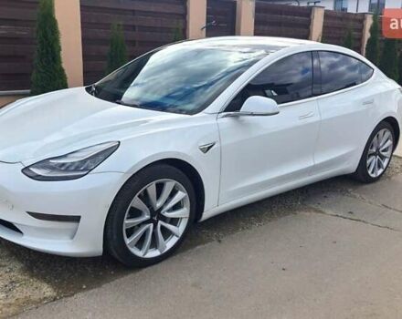 Белый Тесла Модель 3, объемом двигателя 0 л и пробегом 78 тыс. км за 17500 $, фото 1 на Automoto.ua