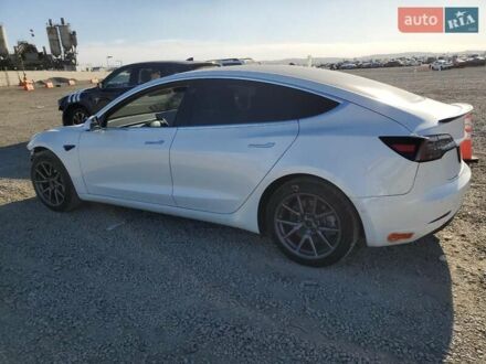 Тесла Модель 3 2019 у Києві на Automoto.ua Білий Тесла Модель 3, об'ємом двигуна 0 л та пробігом 200 тис. км за 11499 $, фото 1 на Automoto.ua