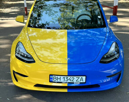 Белый Тесла Модель 3, объемом двигателя 0 л и пробегом 66 тыс. км за 19900 $, фото 1 на Automoto.ua