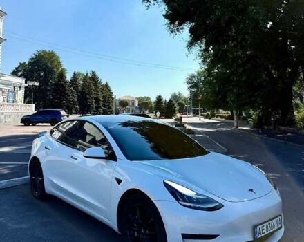 Белый Тесла Модель 3, объемом двигателя 0 л и пробегом 131 тыс. км за 15900 $, фото 1 на Automoto.ua
