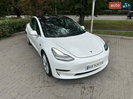 Белый Тесла Модель 3, объемом двигателя 0 л и пробегом 79 тыс. км за 16500 $, фото 1 на Automoto.ua