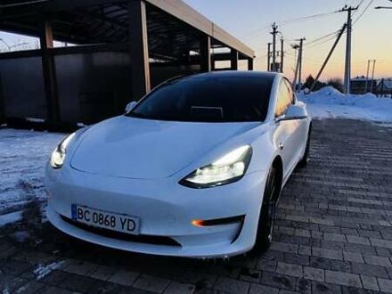 Белый Тесла Модель 3, объемом двигателя 0 л и пробегом 48 тыс. км за 16900 $, фото 1 на Automoto.ua