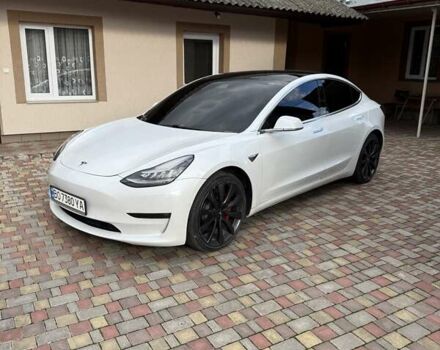 Белый Тесла Модель 3, объемом двигателя 0 л и пробегом 143 тыс. км за 18900 $, фото 1 на Automoto.ua