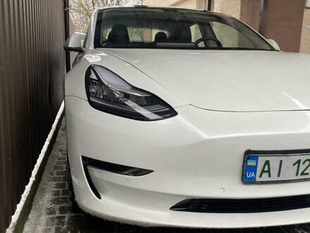 Білий Тесла Модель 3, об'ємом двигуна 0 л та пробігом 95 тис. км за 14999 $, фото 1 на Automoto.ua