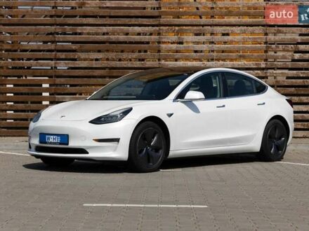 Тесла Модель 3 2019 у Луцьку на Automoto.ua Білий Тесла Модель 3, об'ємом двигуна 0 л та пробігом 203 тис. км за 14600 $, фото 1 на Automoto.ua