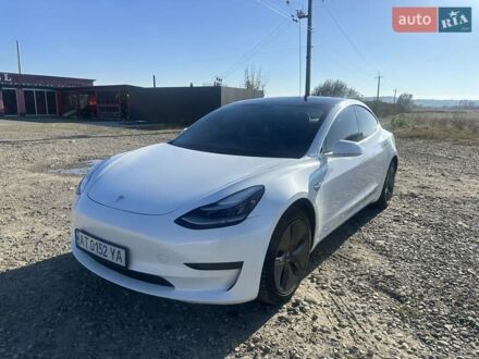 Білий Тесла Модель 3, об'ємом двигуна 0 л та пробігом 90 тис. км за 17500 $, фото 1 на Automoto.ua