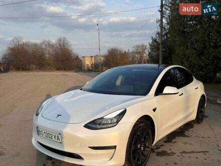 Белый Тесла Модель 3, объемом двигателя 0 л и пробегом 83 тыс. км за 15599 $, фото 1 на Automoto.ua