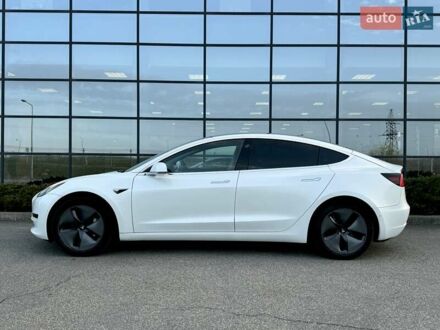 Тесла Модель 3 2019 у Дніпро (Дніпропетровську) на Automoto.ua Білий Тесла Модель 3, об'ємом двигуна 0 л та пробігом 203 тис. км за 16700 $, фото 1 на Automoto.ua
