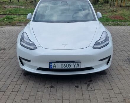 Белый Тесла Модель 3, объемом двигателя 0 л и пробегом 124 тыс. км за 15000 $, фото 1 на Automoto.ua
