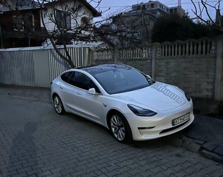Белый Тесла Модель 3, объемом двигателя 0 л и пробегом 122 тыс. км за 19350 $, фото 1 на Automoto.ua